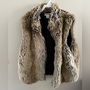 Investments Faux Fur Vest in Brown and Black